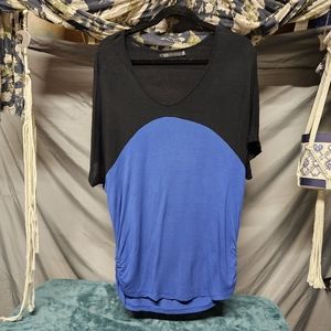 4/$20 John Eshaya Black & Blue Color Block Blouse size 0/S
